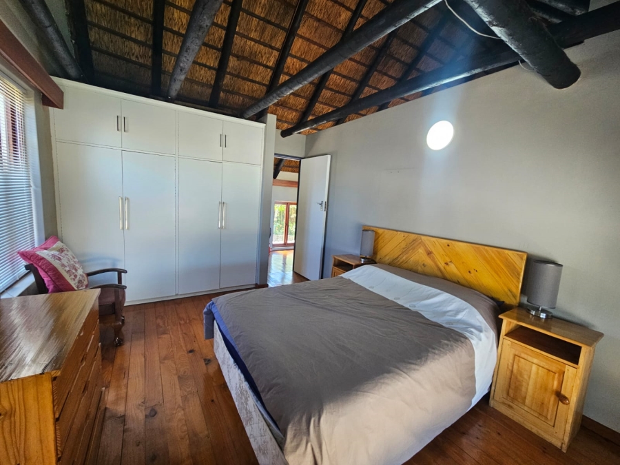 4 Bedroom Property for Sale in Stilbaai Wes Western Cape